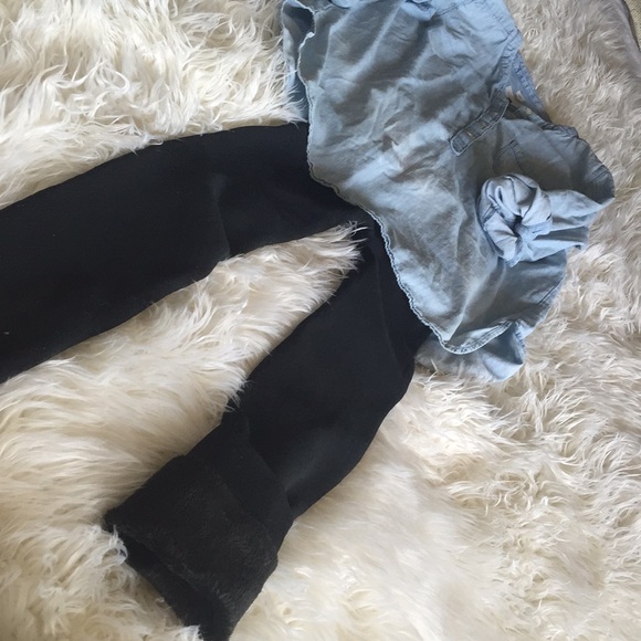 Set - Picture 2 of 3